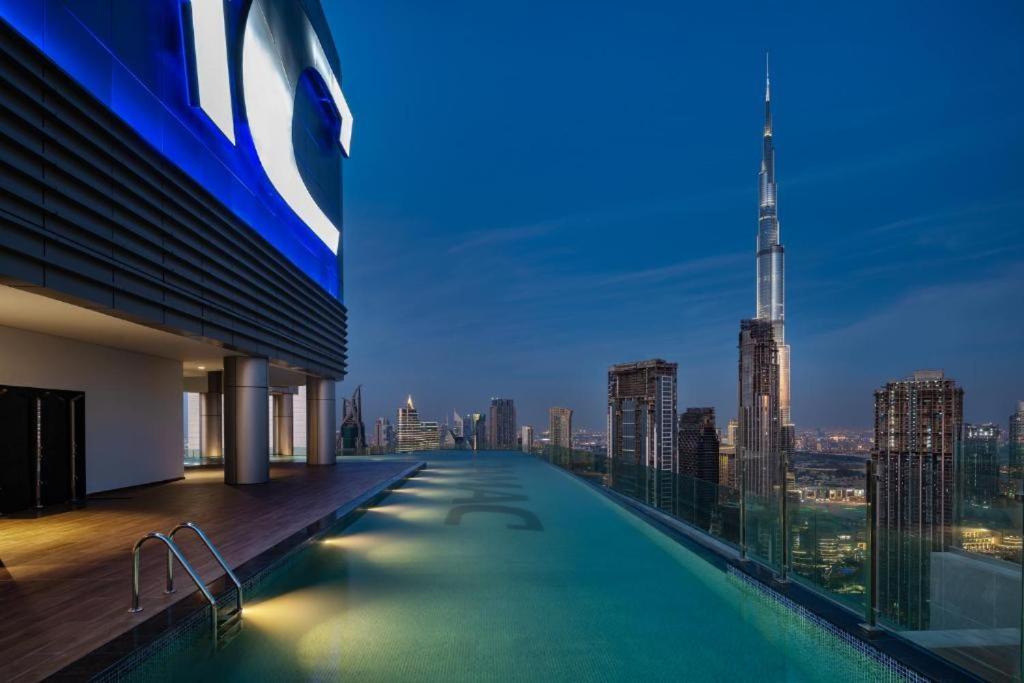 Paramount Midtown -Stunning 2 Bedroom Apt With Burj-Khalifa View Dubai Luaran gambar